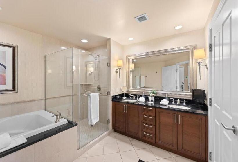هتل Lucky Gem Penthouse & Luxury Suites At Signature Resort, Balcony Strip View 1607