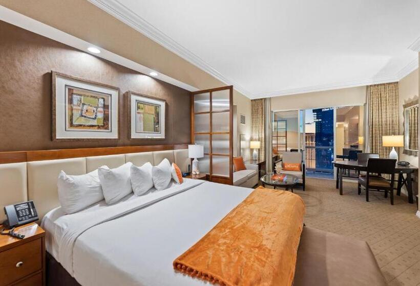 هتل Lucky Gem Penthouse & Luxury Suites At Signature Resort, Balcony Strip View 2605