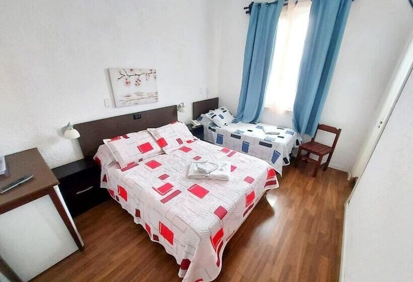 هتل Mesón Do Vento