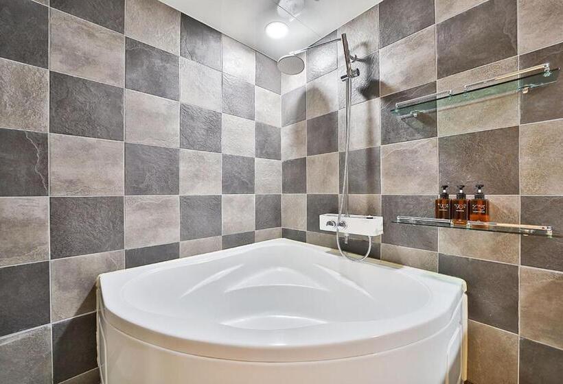 ホテル Yeogiuhtte Gumi Indong 2