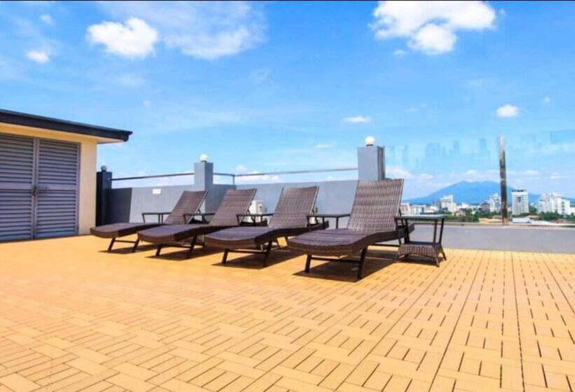 La Grande Residence 10th Floor Deluxe Unit