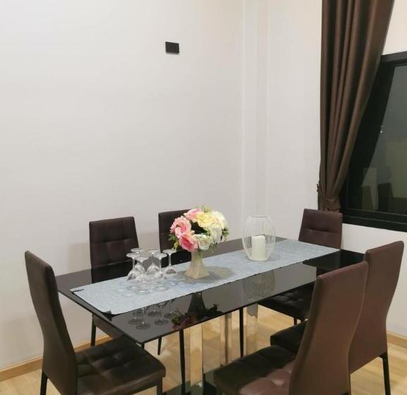 بنسيون Deeverpool Villa