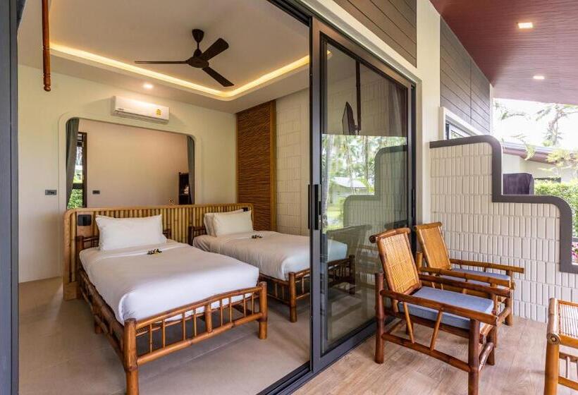 Phukhaolak Resort