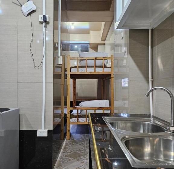 ユースホステル The Gather Inn Room Rentals   Baguio City
