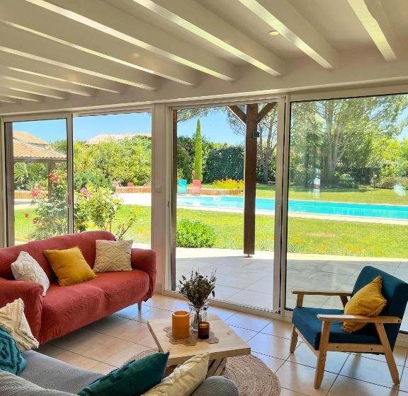 민박 La Villa Des 3 Pins