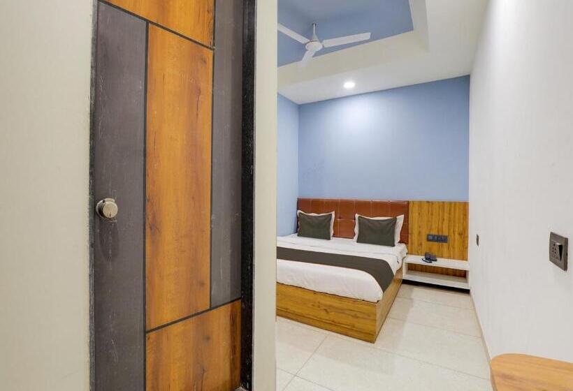 Collection O Hotel Sky Hills