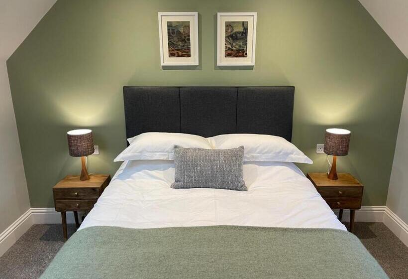 فندق Rooms At Allium