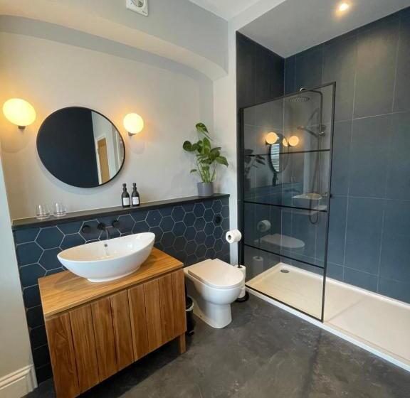 فندق Rooms At Allium