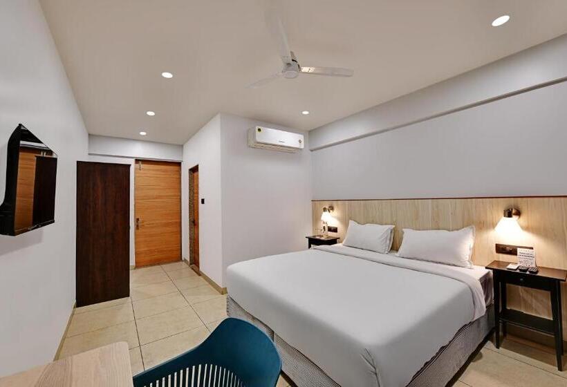 Отель Antarim Express