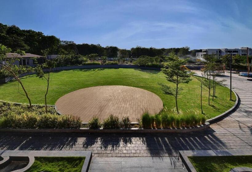 Отель Antarim Express