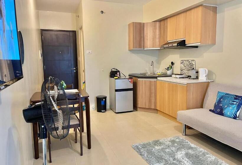 בית מלון כפרי Avida Towers Riala Tower 3