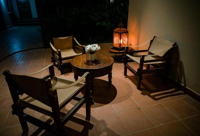 فندق Domiya Estate Ltd