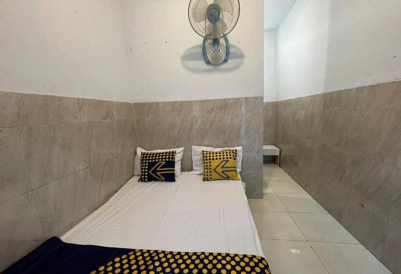 בית מלון כפרי Spot On 93149 Karman S Sari 1 Homestay Syariah
