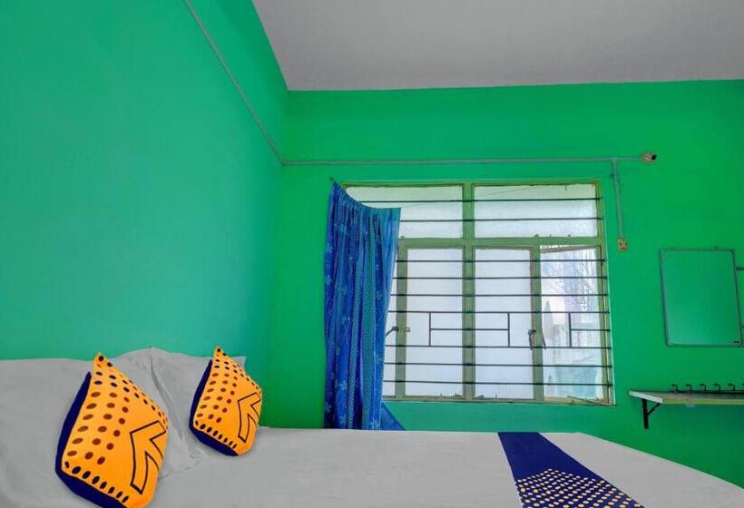 ホテル Spot On Rk