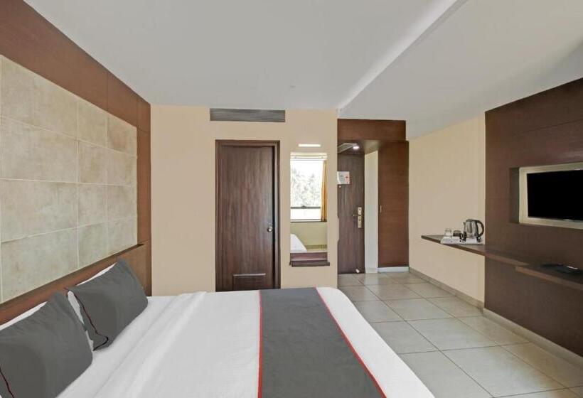 فندق Venkys Stay Inn