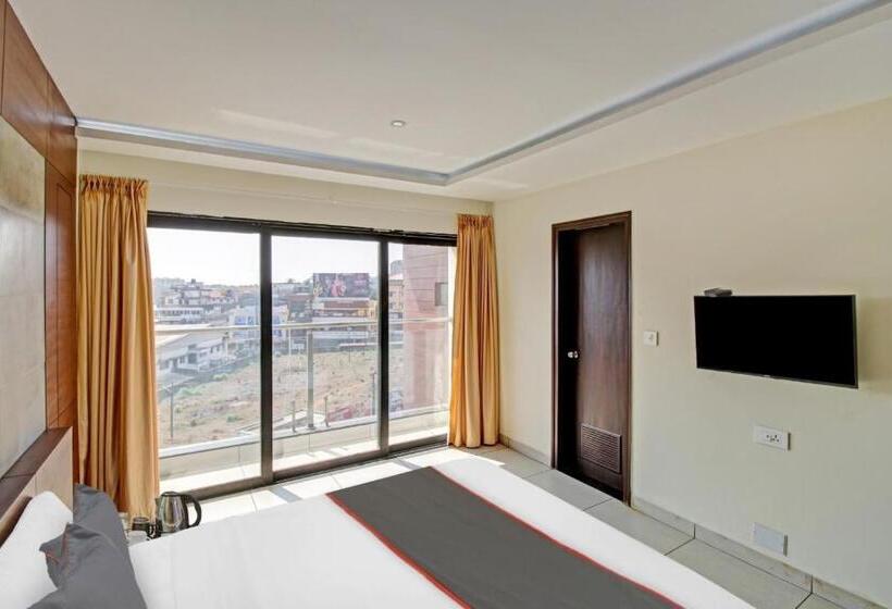 فندق Venkys Stay Inn