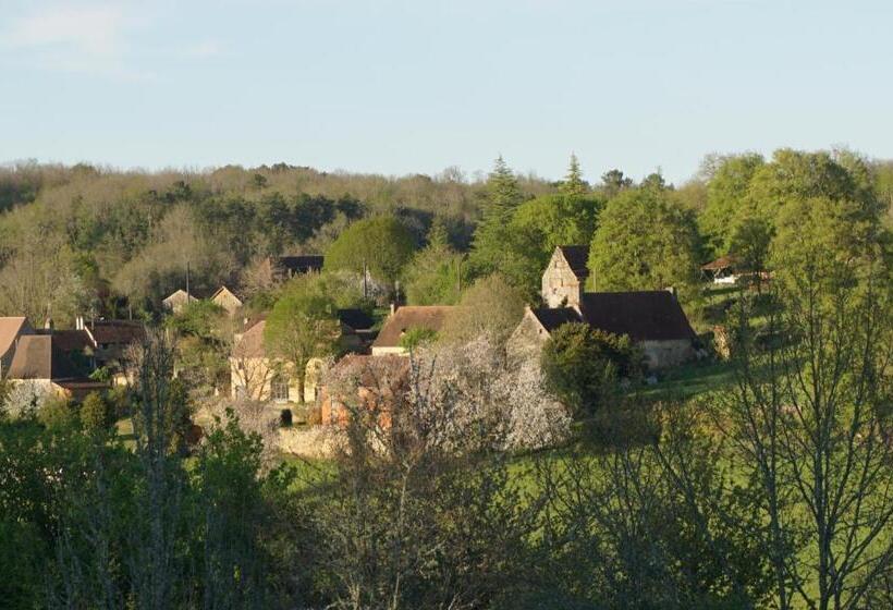 住宿加早餐  La Grange Symphorine, Chambre D Hôtes De Charme Située Entre La Vallée De La Dordogne Et La Vallée D