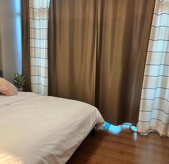 فندق Appleone Ayala Condo With Balcony