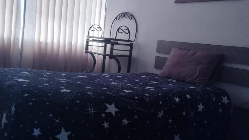 Отель Hostal Los Andes Espinar