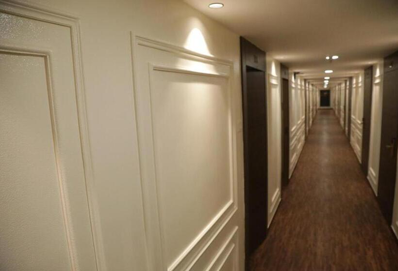 酒店 M Residency