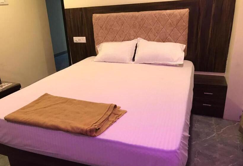 Отель Navnath Inn   Taloja Midc