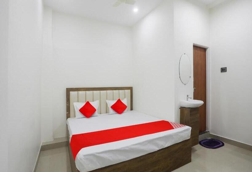 Oyo Flagship Hotel Rahul Service Appartment 2