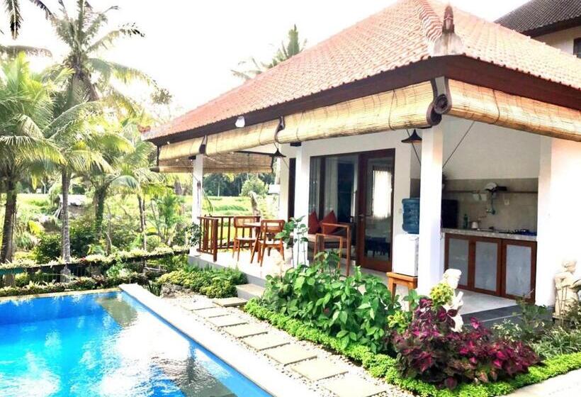 Пансион Rumah Taman Kutuh