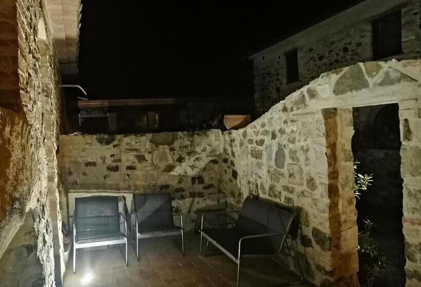 بنسيون Vecchio Casale Quercetino   Androne