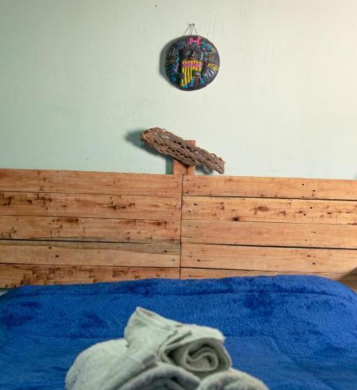 Acusi Hostel Camping