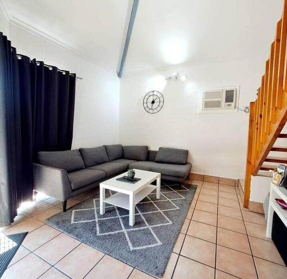 Carras Loft Villa Near The Sea Sleeps 5