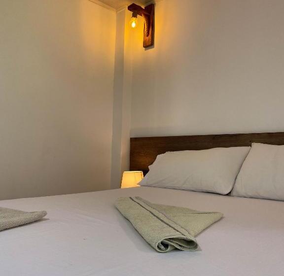 בית מלון כפרי Hostería El Sendero   Cocorná