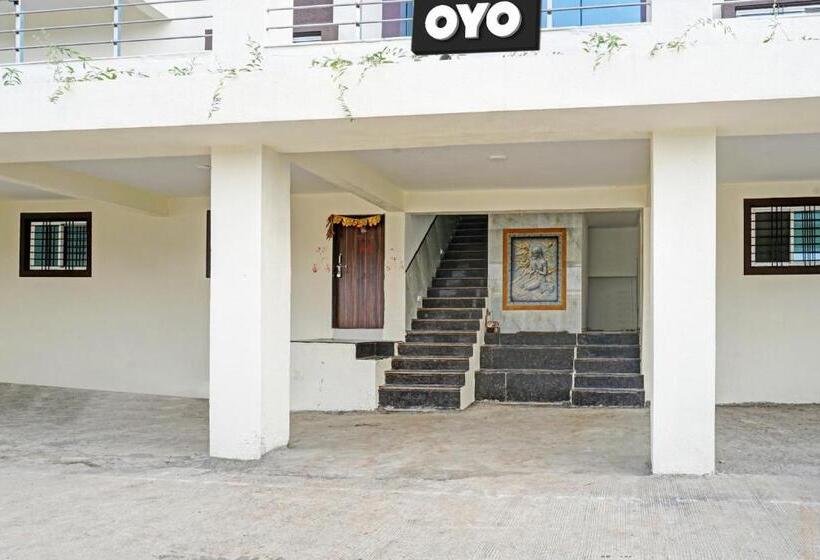 Отель Spot On Mount View Lodging