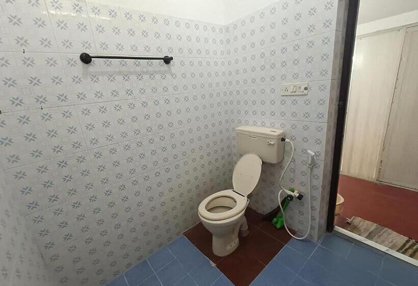 Пансион Versailles Home