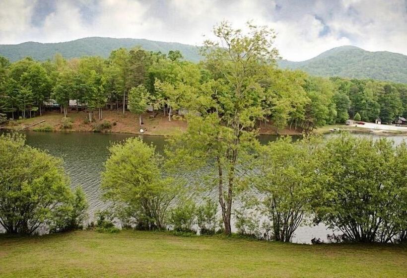 호텔 Country Hideaway At Mountain Lakes Resort
