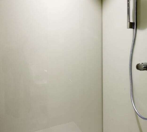 Easyhotel Brussels City Centre