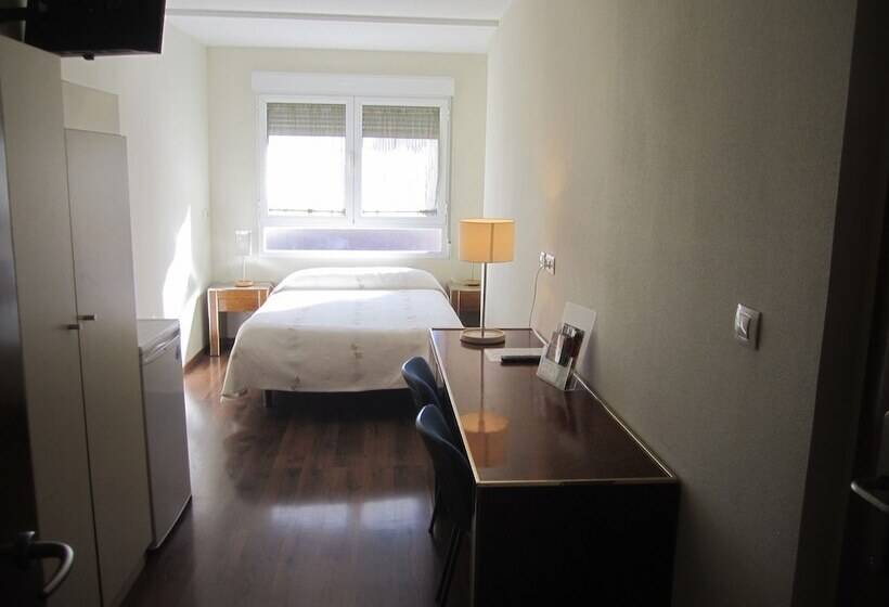 בית מלון כפרי Hostal El Estudio