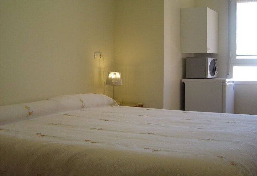 בית מלון כפרי Hostal El Estudio