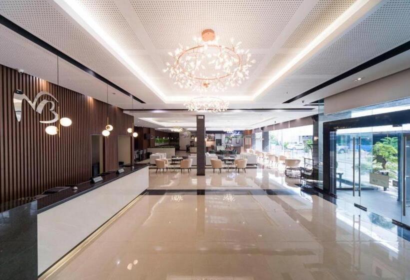 ホテル Mallberry Suites Business