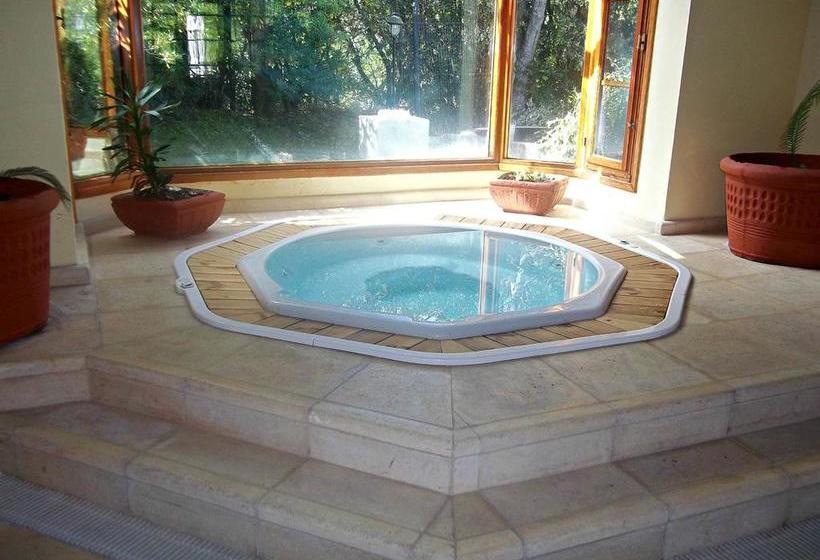 هتل Sagú Resort & Spa