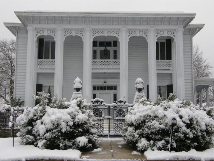 فندق Shadowlawn Bed And Breakfast