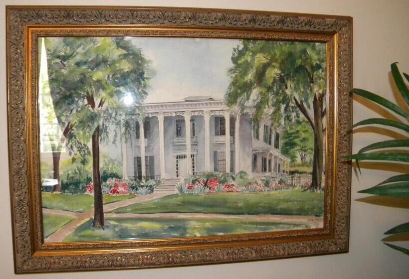 فندق Shadowlawn Bed And Breakfast