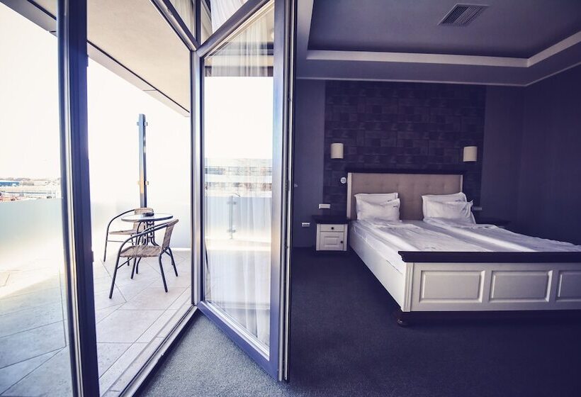 هتل Spa Ice Resort