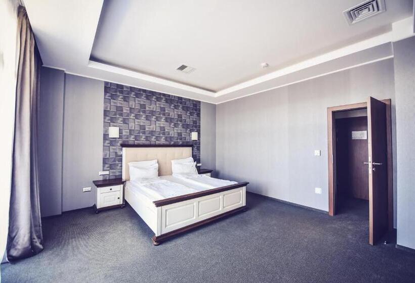 هتل Spa Ice Resort