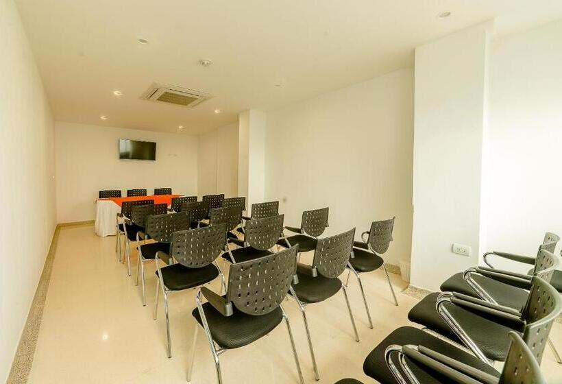 هتل Titanium Plaza