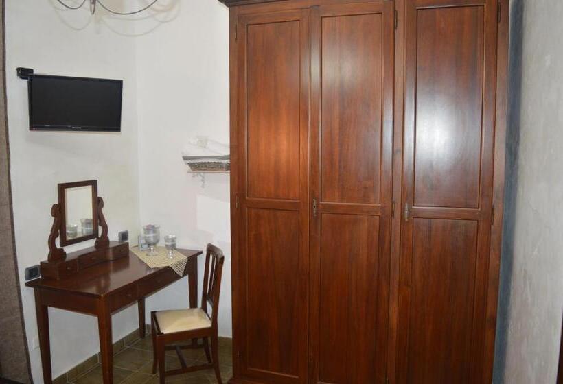 酒店 Villa Tre Colli Agri B&b