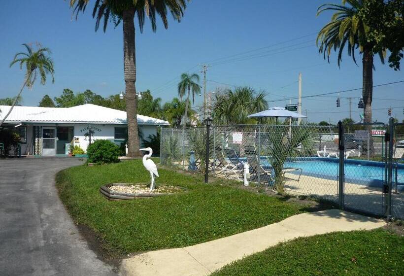 Palm Court Motel