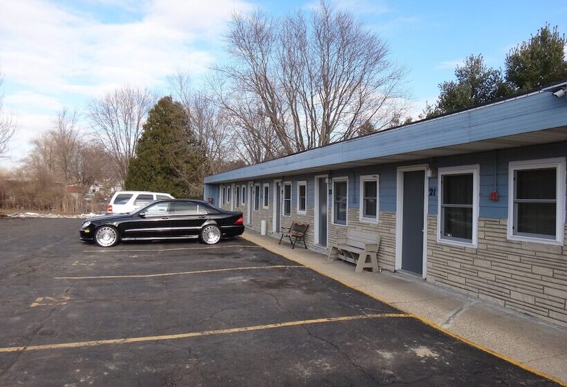Pine Ridge Motel