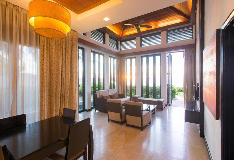 Sabah Beach Villas & Suites