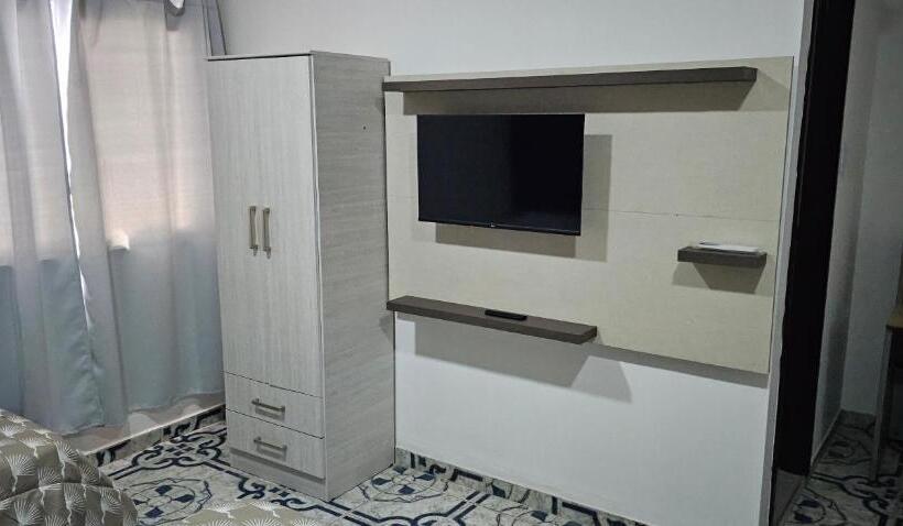 هاستل Complejo Llay