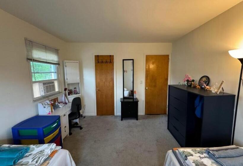 민박 Cozy Room In Fort Lee